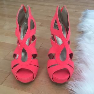 Neon pink 4 in. Heels